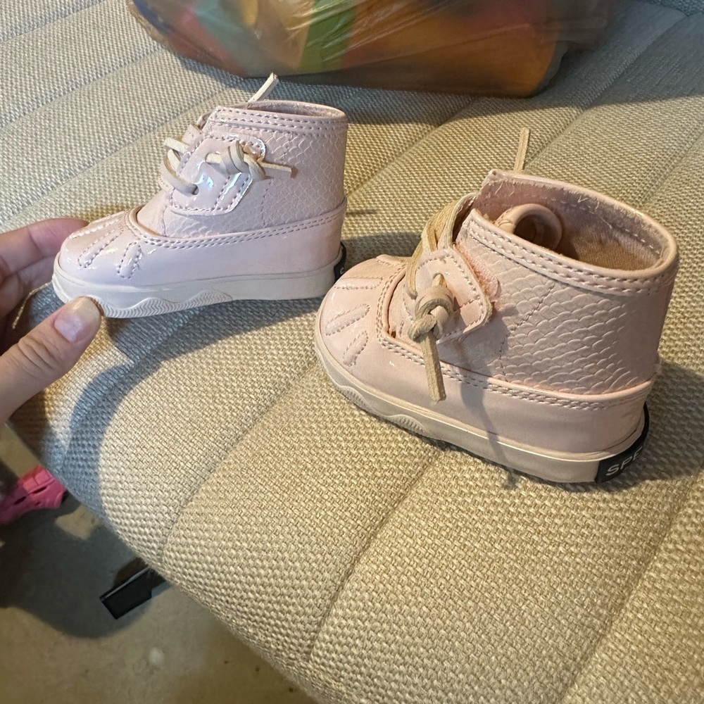 Baby girl size 1 sperrys